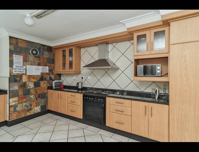 700M² BED & BREAKFAST FOR SALE IN SPARKS ESTATE